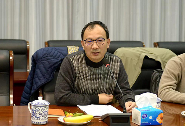 顧忠平秘書長主持會(huì)議.jpg