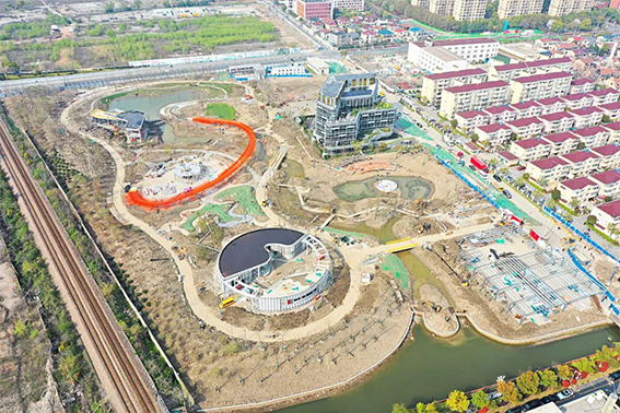 李子公園正在抓緊建設(shè)w.jpg